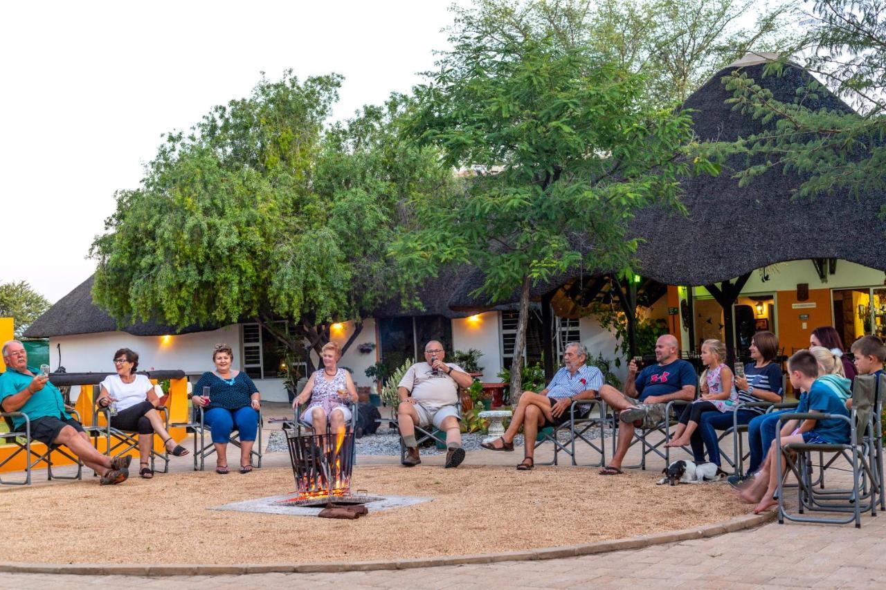 Lion'S Den Guesthouse Otjiwarongo Eksteriør bilde