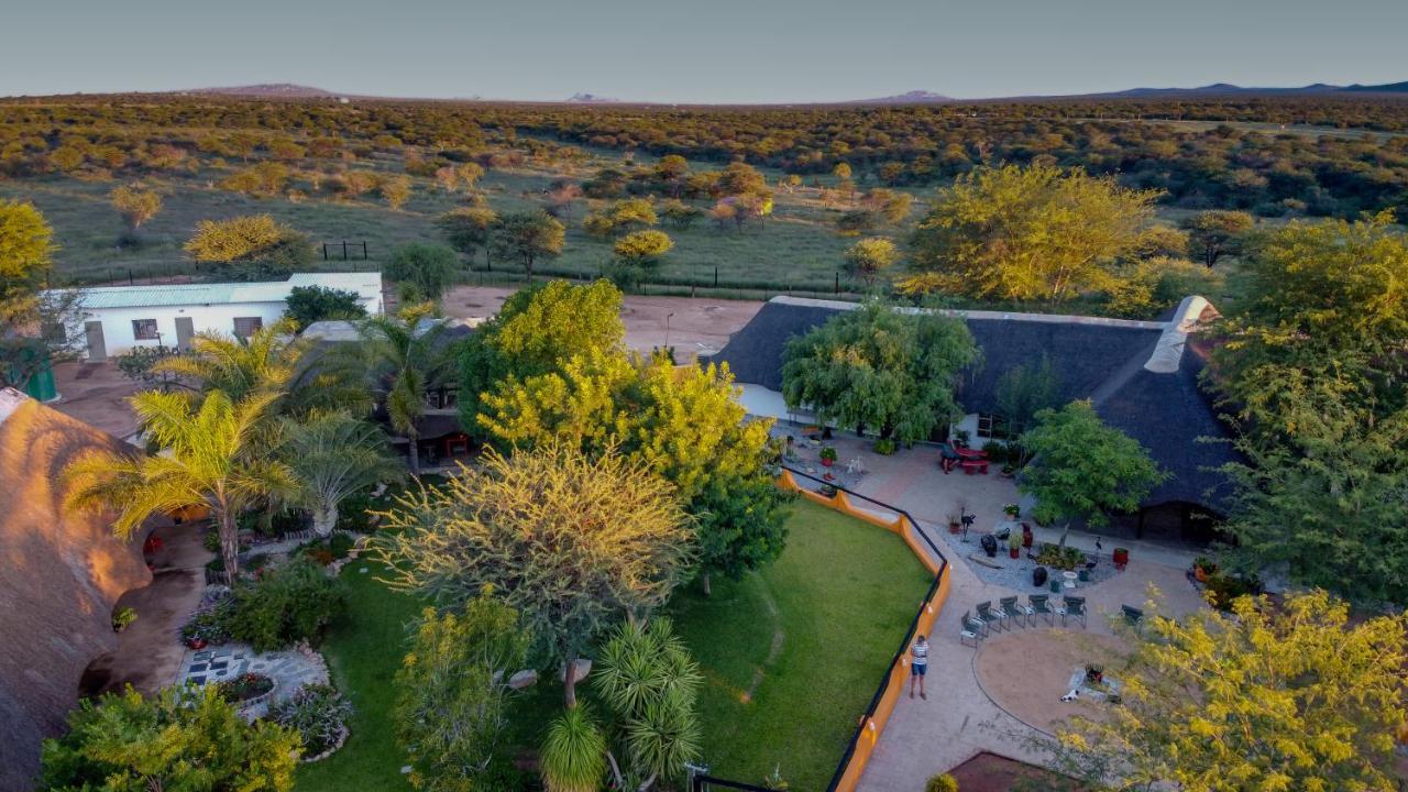 Lion'S Den Guesthouse Otjiwarongo Eksteriør bilde